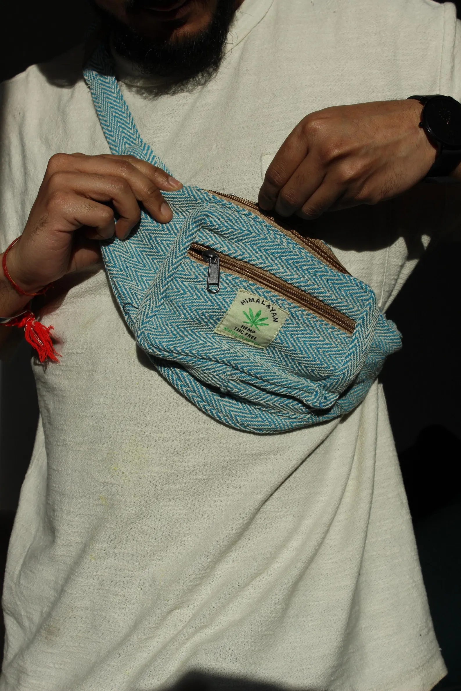Himalayan Hemp Fanny Pack: Handmade Fair Trade Waist Bag - Image 6