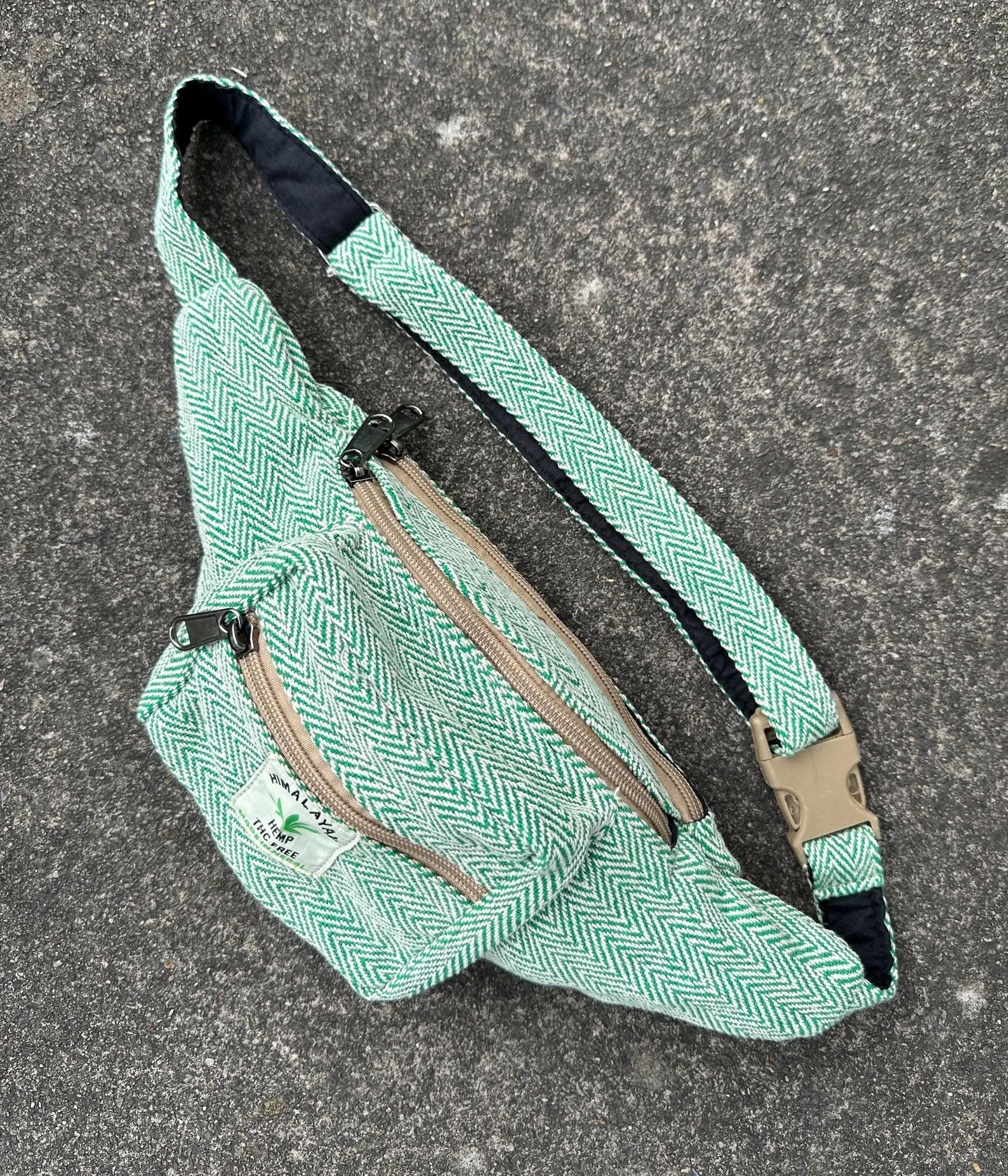 Himalayan Hemp Fanny Pack: Handmade Fair Trade Waist Bag - Image 4