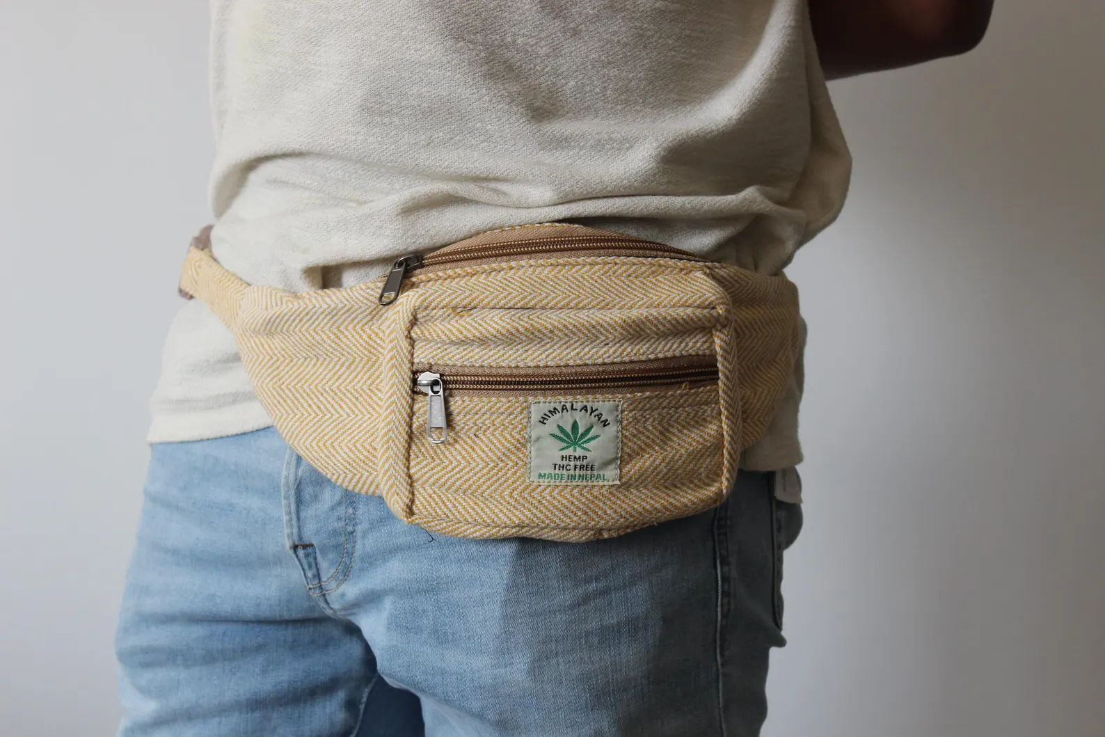 Himalayan Hemp Fanny Pack: Handmade Fair Trade Waist Bag - Image 2