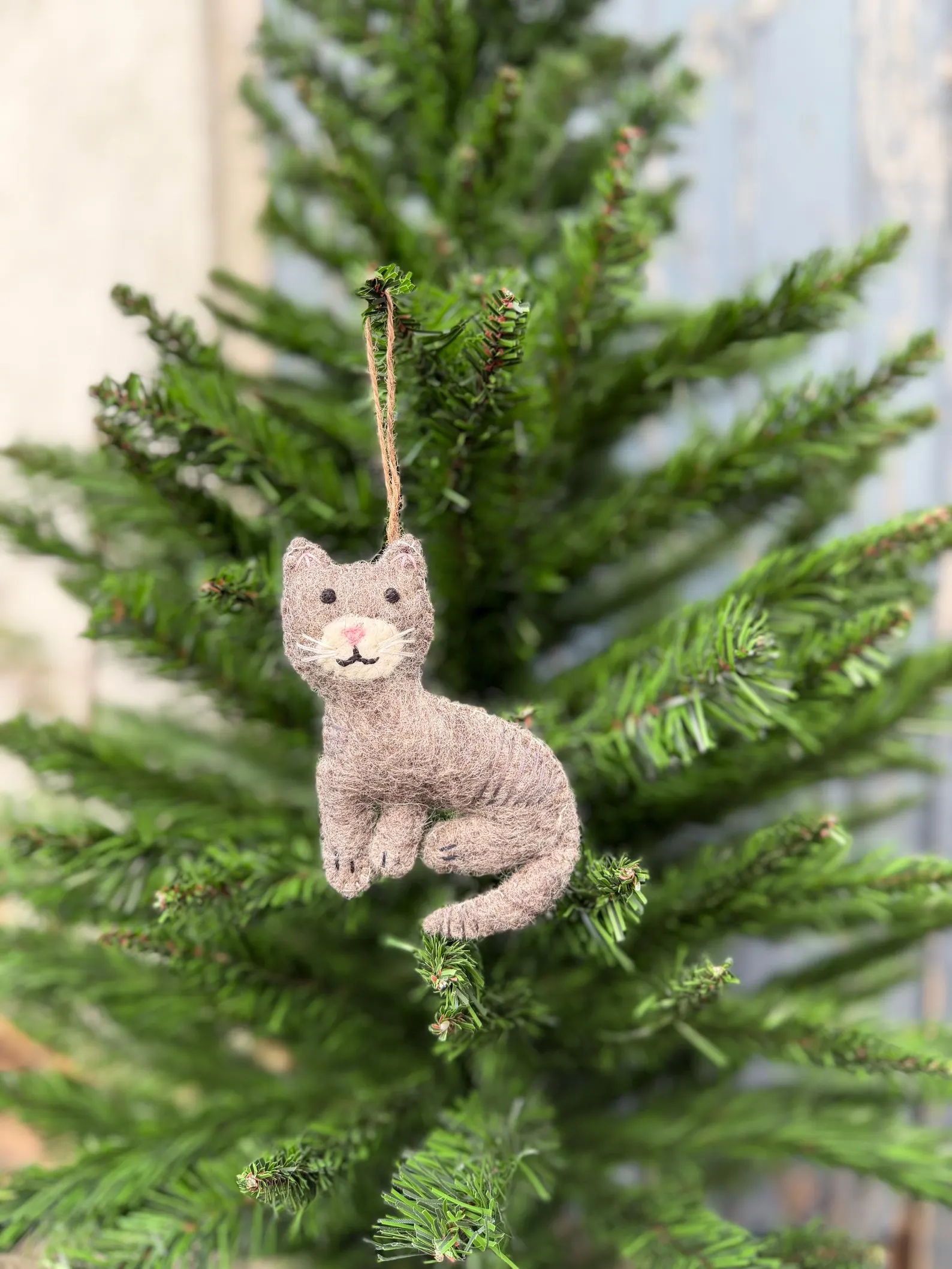 Handmade Needle Felt Grey Cat Christmas Ornament - Image 5