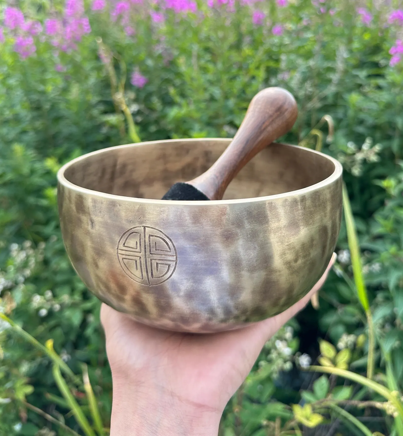Full Moon Singing Bowl: Handcrafted Sound Healing Meditation